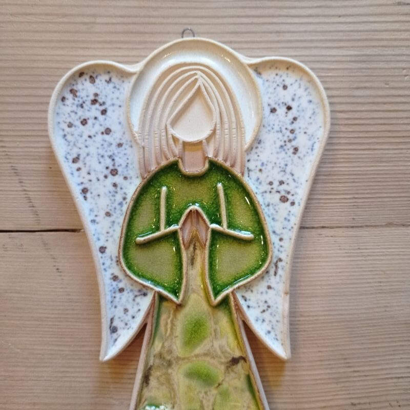 Anioł ceramiczny wiszący kwiatowy motyw chabry #1 wysokość ok. 26 cm - obrazek 2